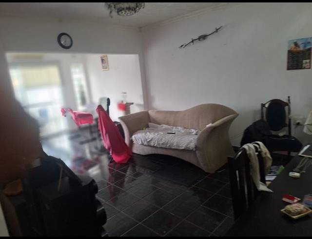 3 BEDROOM PROPERTY TO RENT IN MEREBANK